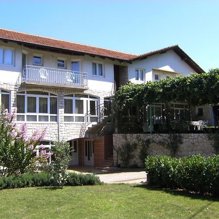 Pansion Pero Elez Medjugorje Hotel ภายนอก รูปภาพ
