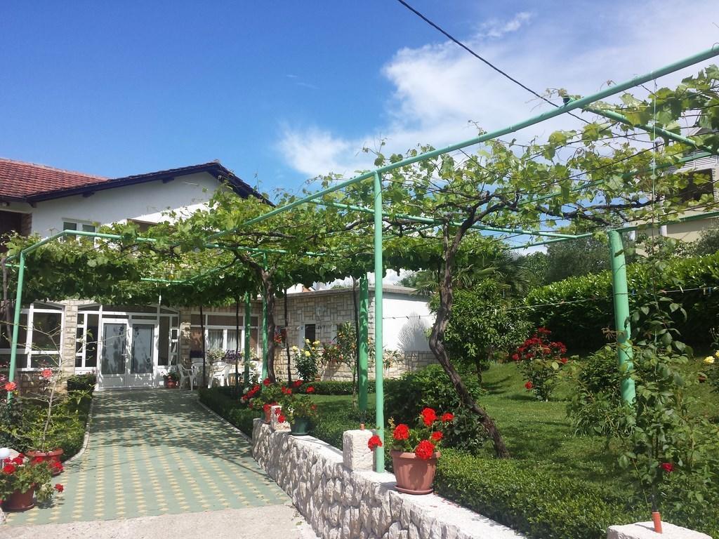 Pansion Pero Elez Medjugorje Hotel ภายนอก รูปภาพ